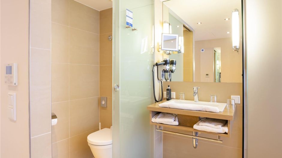 Hotel Vier Jahreszeiten Luebeck Room