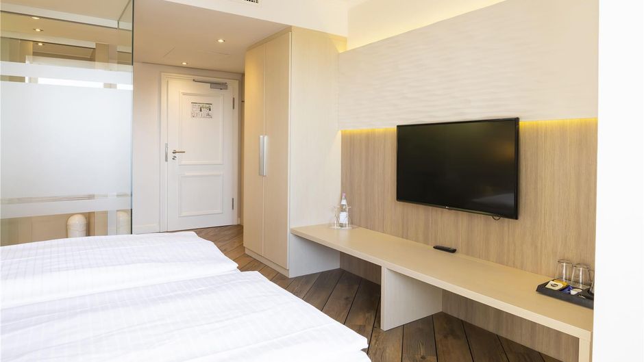 Hotel Vier Jahreszeiten Luebeck Room