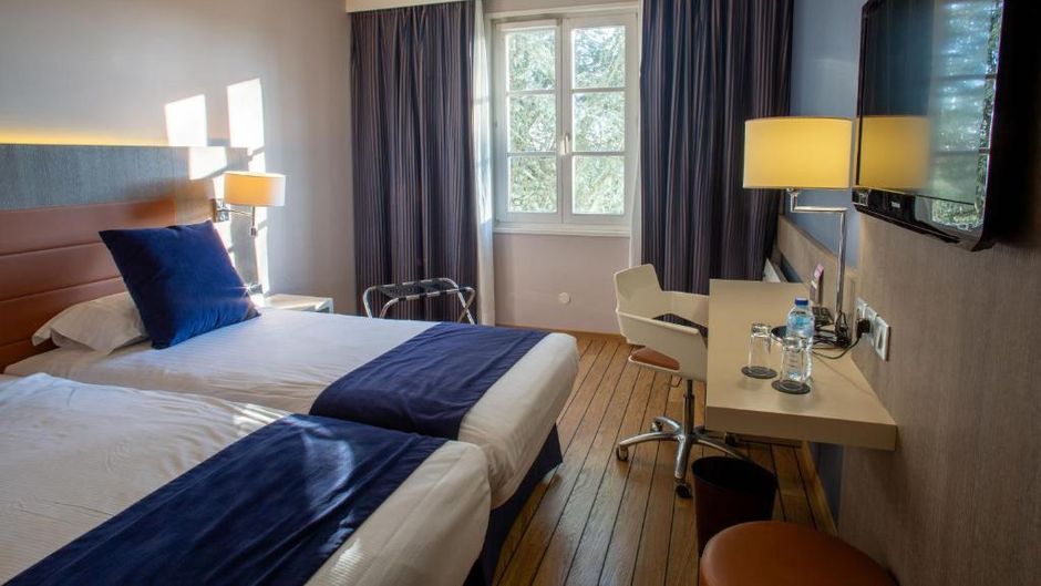 Hotel Les Tuileries Room