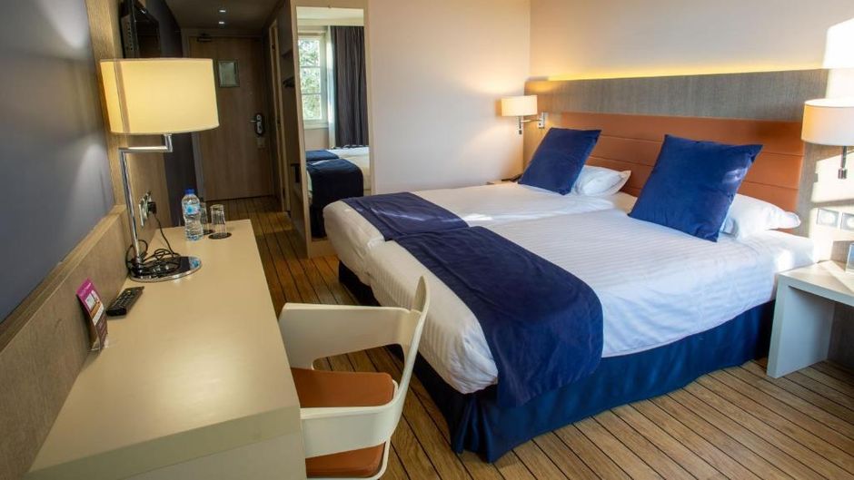 Hotel Les Tuileries Room