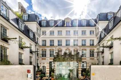 Kube Hotel Paris