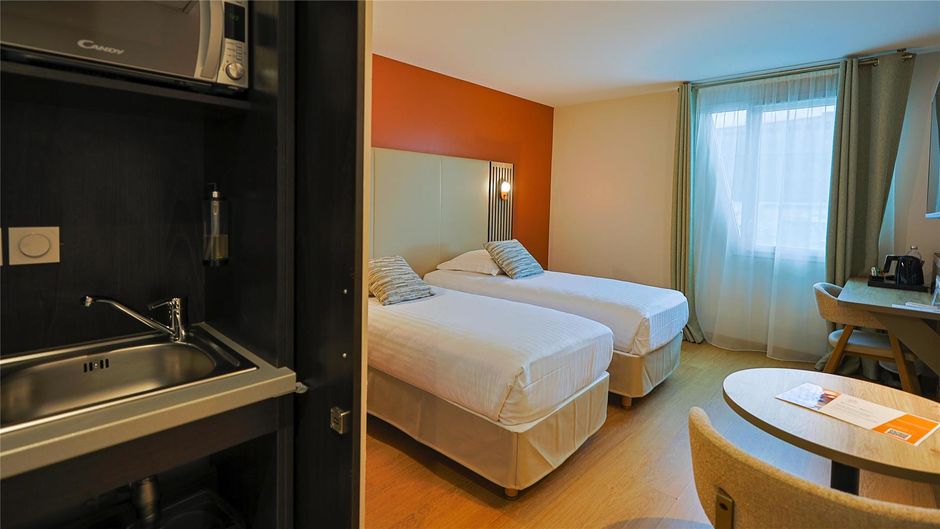 Seven Urban Suites Nantes Room
