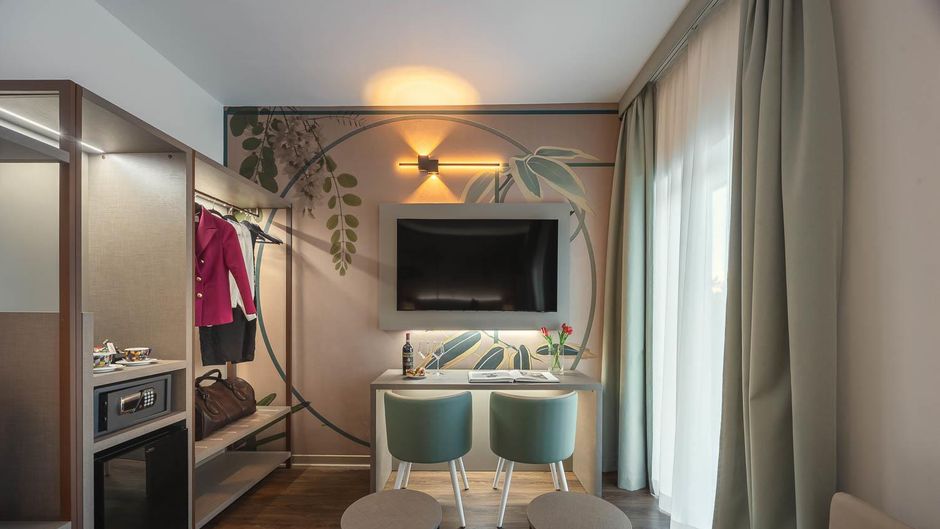 Castello Hotel Room