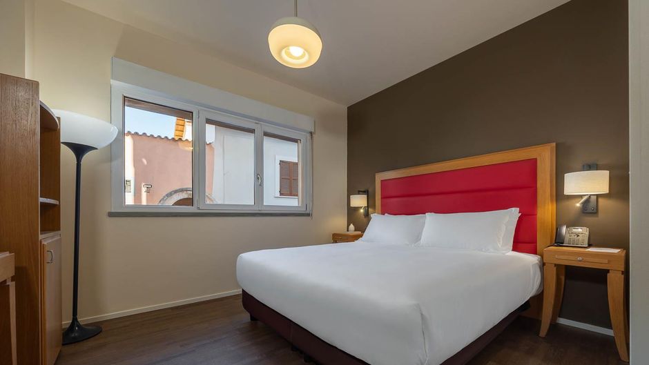 Castello Hotel Room
