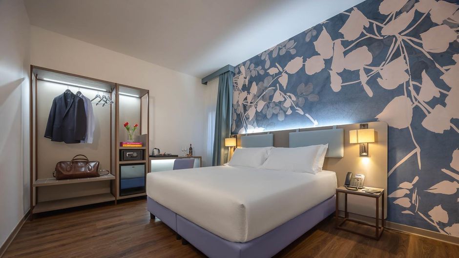 Castello Hotel Room