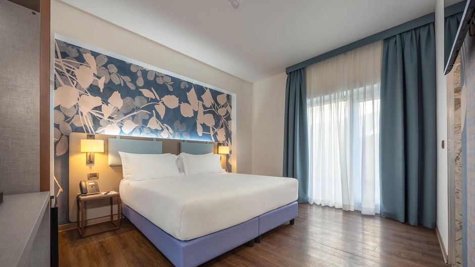 Castello Hotel Room