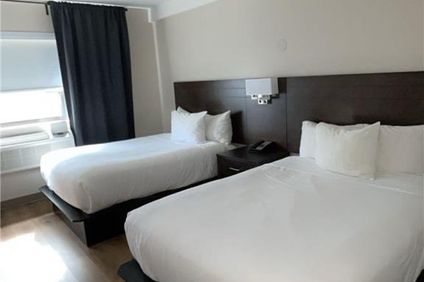 Excel Montreal Hotel