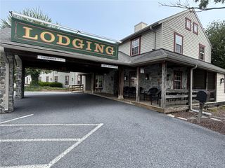 Country Inn Lancaster, SureStay Coll