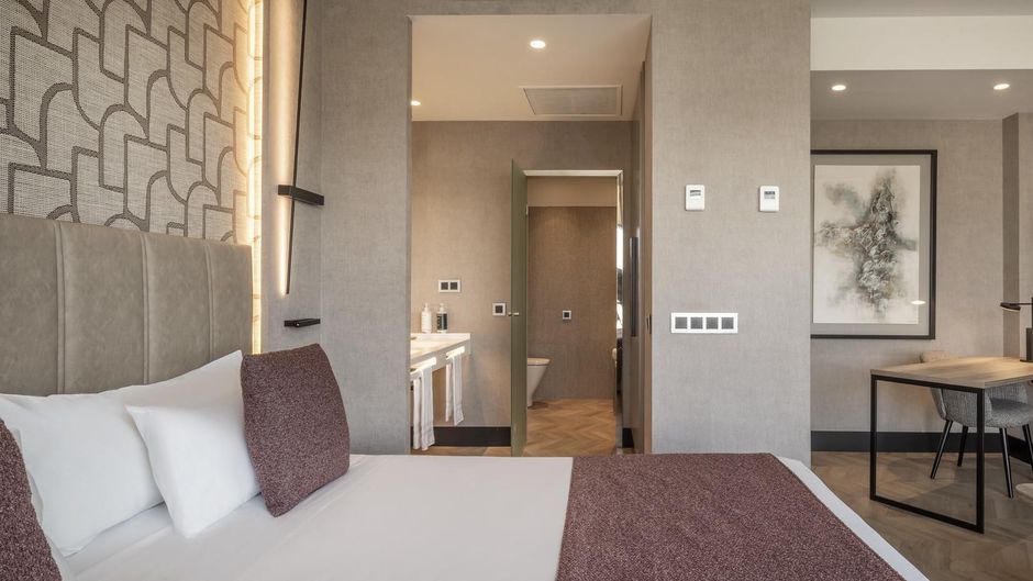 Hotel Ilunion Atrium Room