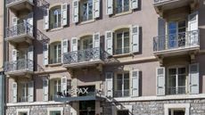 Pax Hotel
