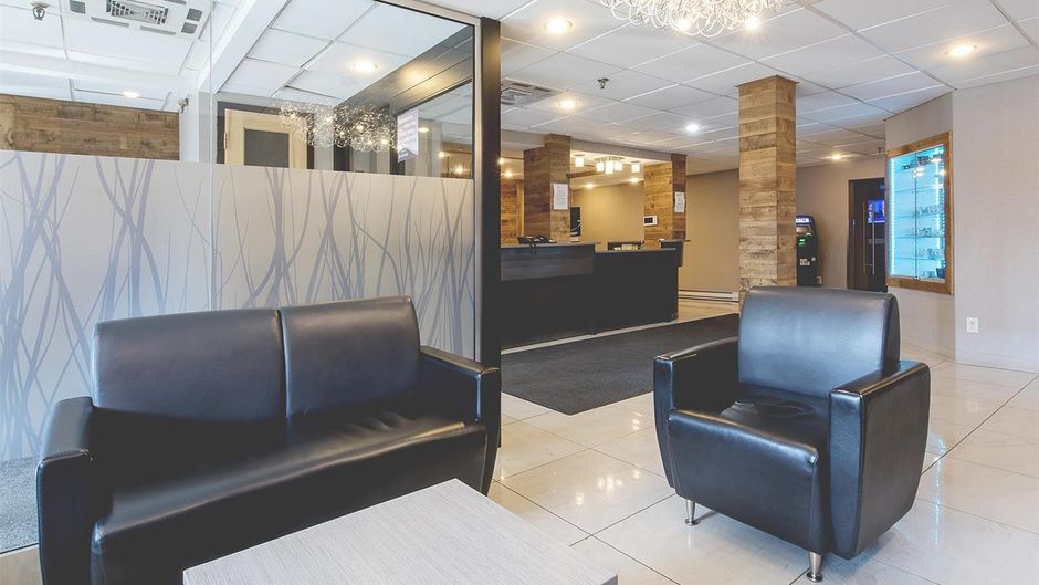 Hotel Continental Lobby