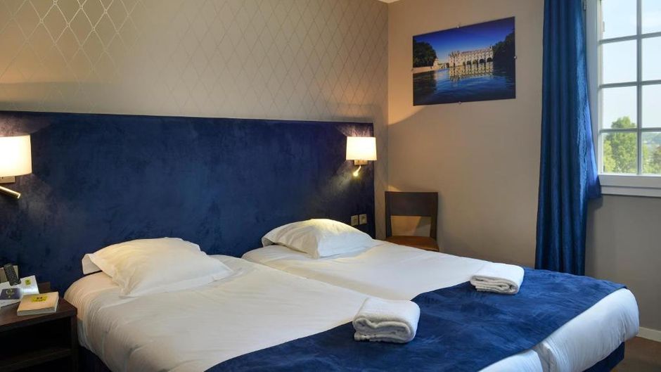 Hotel des Chateaux Room