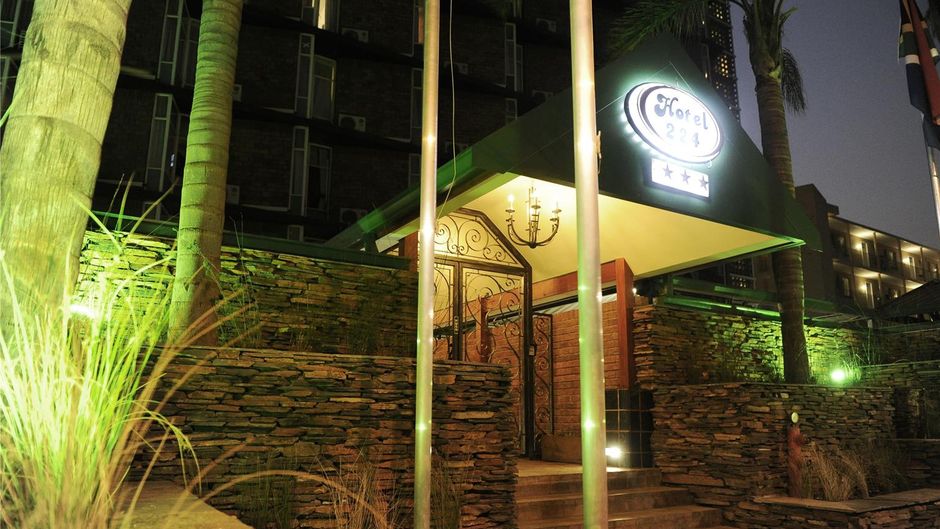 Hotel 224 Exterior