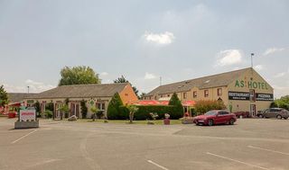 Fasthotel Orleans Nord Artenay