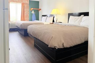 Travelodge by Wyndham Fort Wayne North