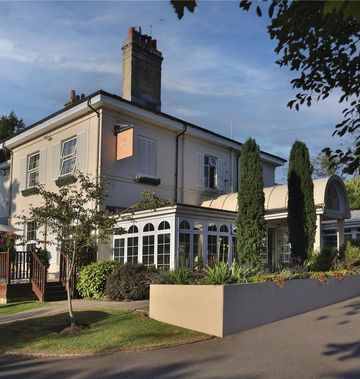 Forest Lodge Hotel