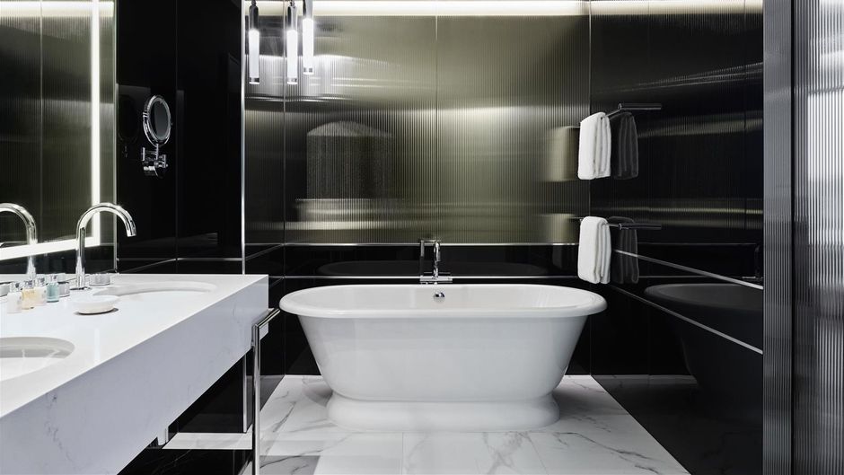 Royce Hotel Room