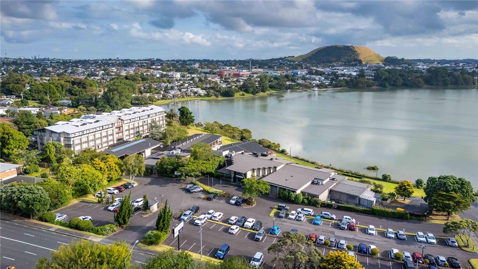 Waipuna Hotel & Conference Ctr Exterior