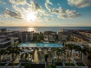 The Reef 28