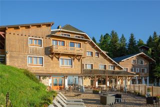 Hotel The Originals La Mainaz