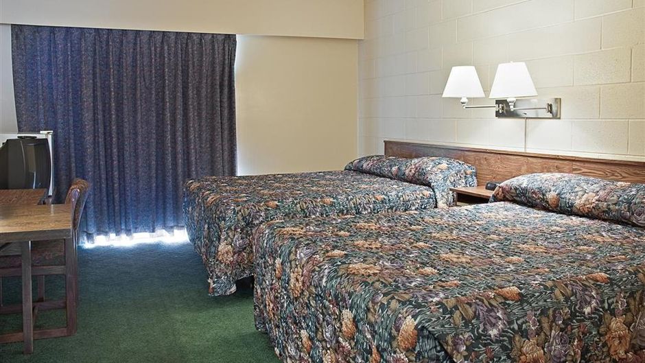 Canadas Best Value Inn Lillooet Room