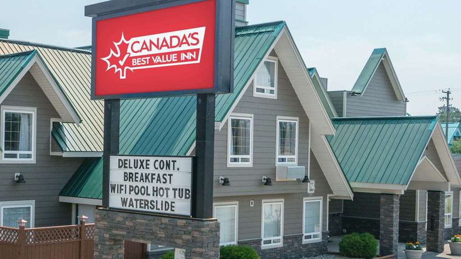 Canadas Best Value Inn Exterior