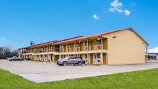 Americas Best Value Inn Refugio