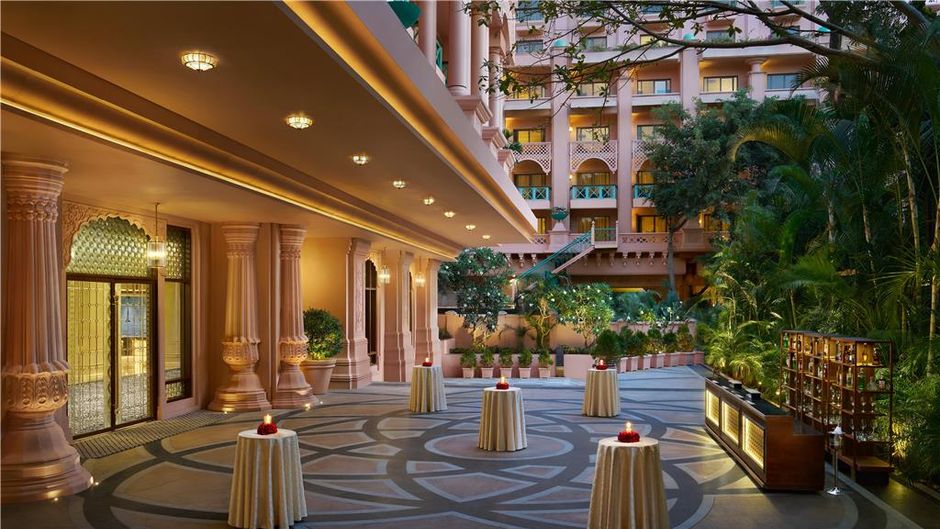 The Leela Palace Bangalore Exterior