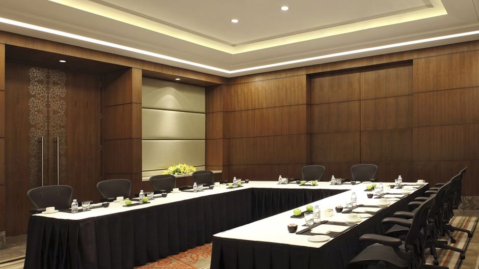 The Leela Ambience Gurgaon Meeting