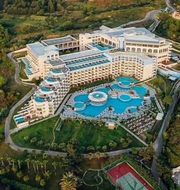 Atrium Platinum Spa & Convention Resort