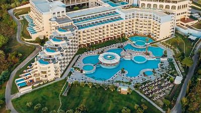 Atrium Platinum Spa & Convention Resort