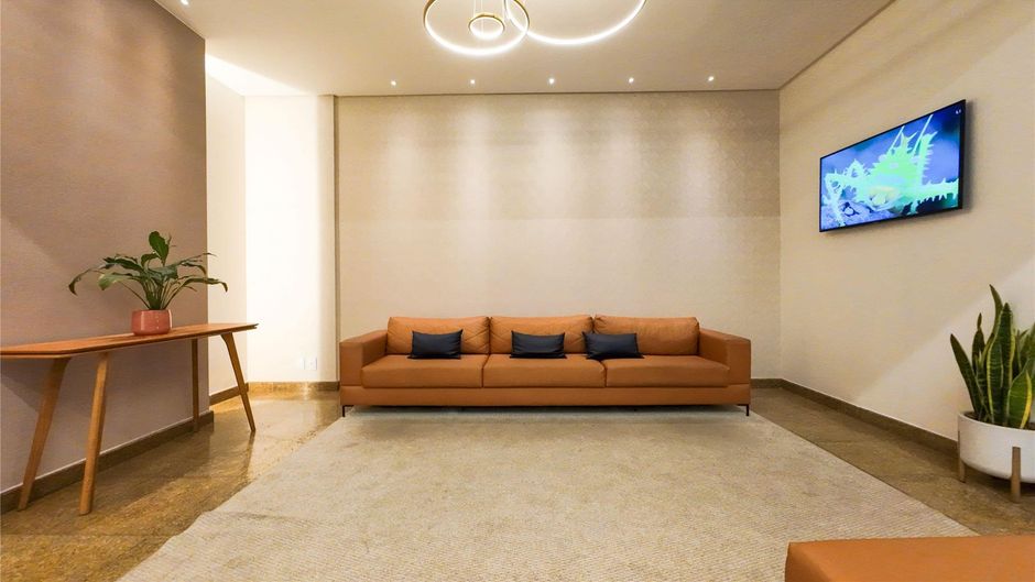 Golden Tulip Address Lobby