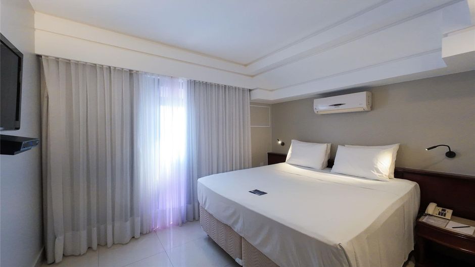 Golden Tulip Address Suite