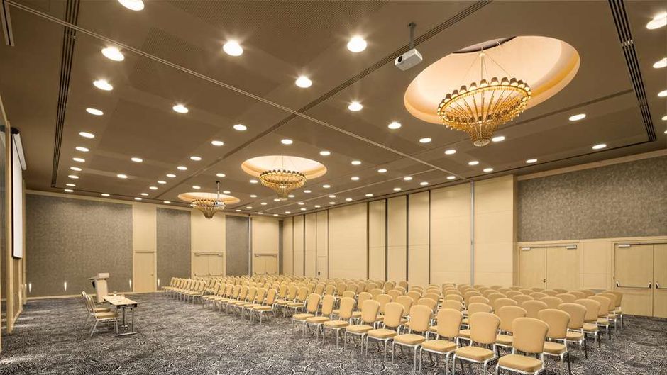 Golden Tulip Ana Dome Meeting