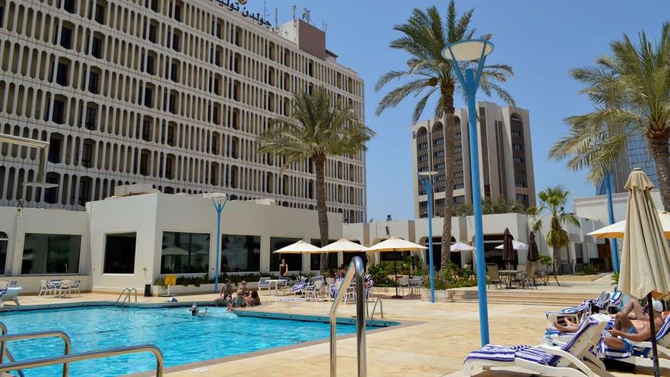 Golden Tulip Bahrain Pool
