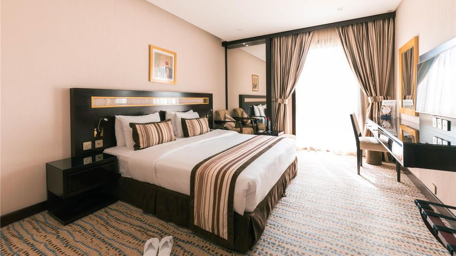 Golden Tulip Bahrain Room