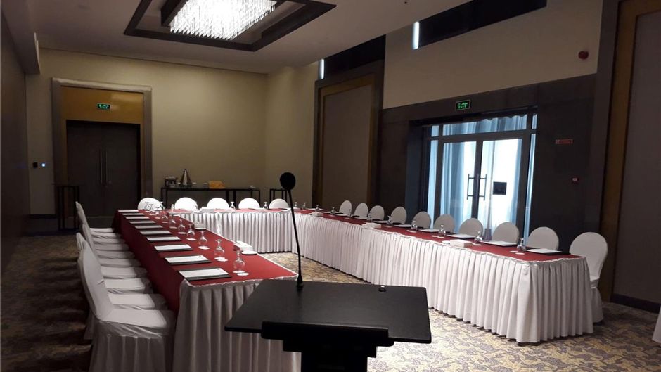 Golden Tulip Bahrain Ballroom