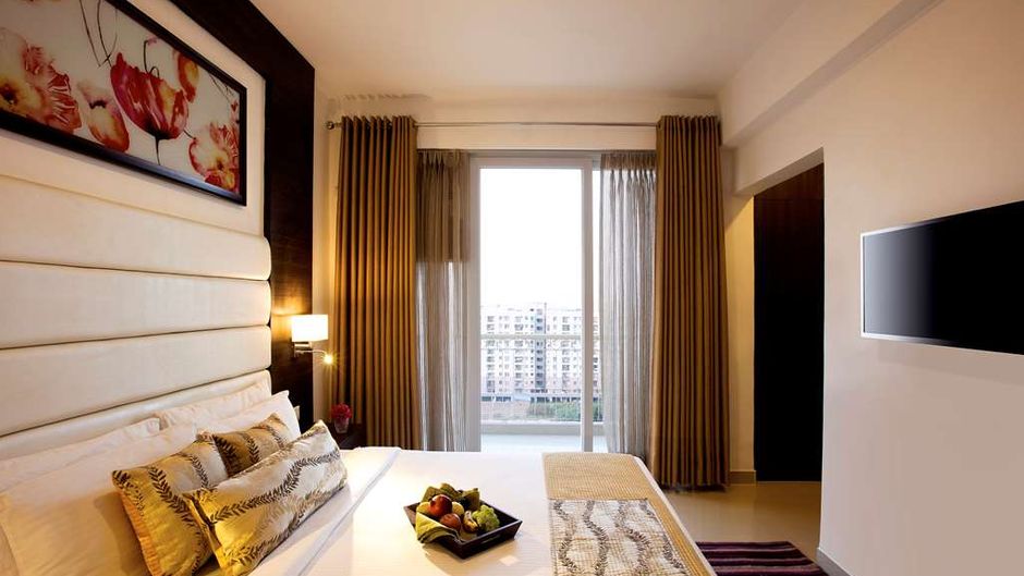 Golden Tulip Bhiwadi BDI Club & Suites Room