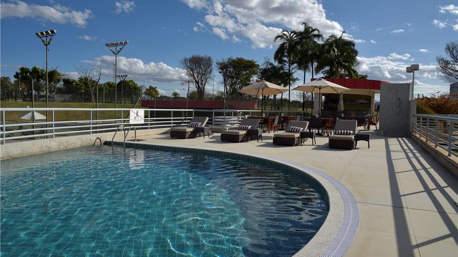 Golden Tulip Brasilia Alvorada Pool