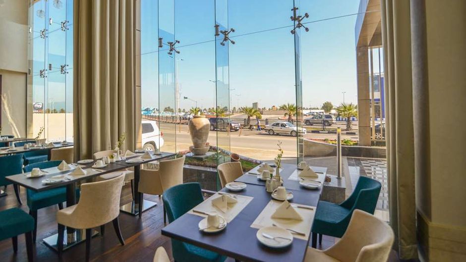 Golden Tulip Corniche Dammam Restaurant