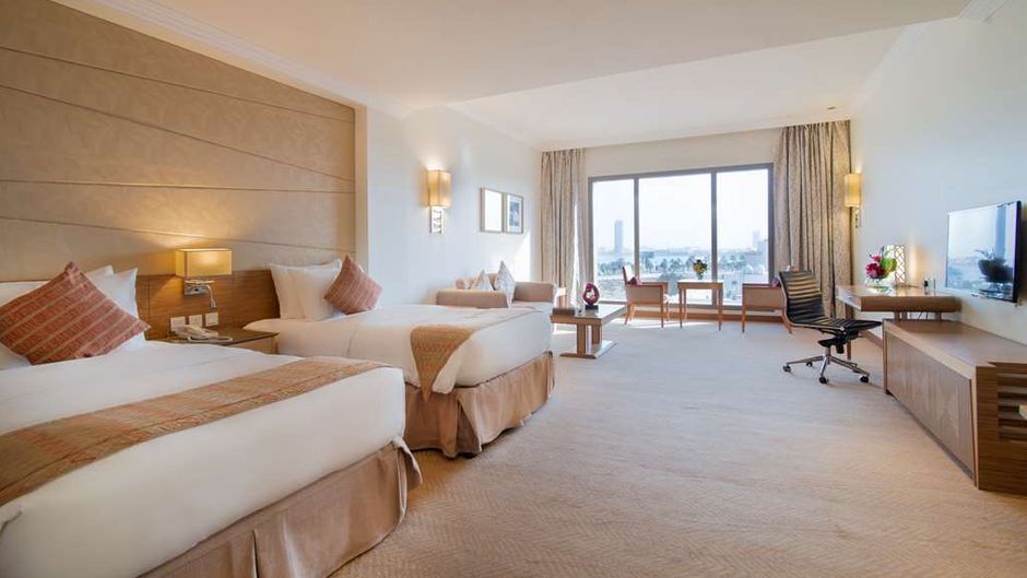 Golden Tulip Corniche Dammam Room