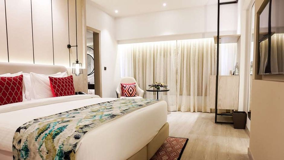 Golden Tulip Lucknow Room