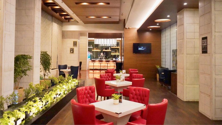 Golden Tulip Lucknow Restaurant