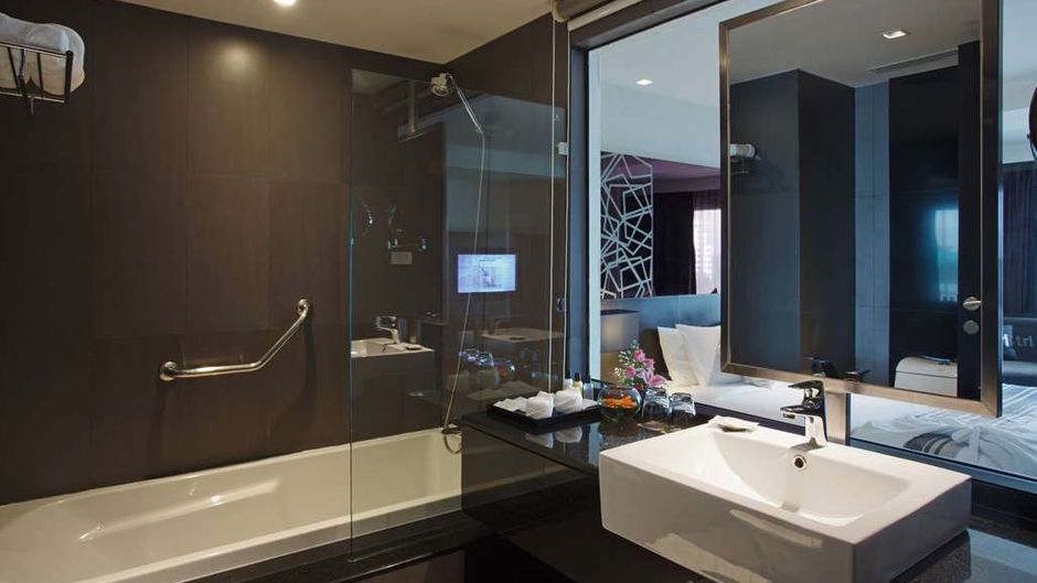 Golden Tulip Mandison Suites Room