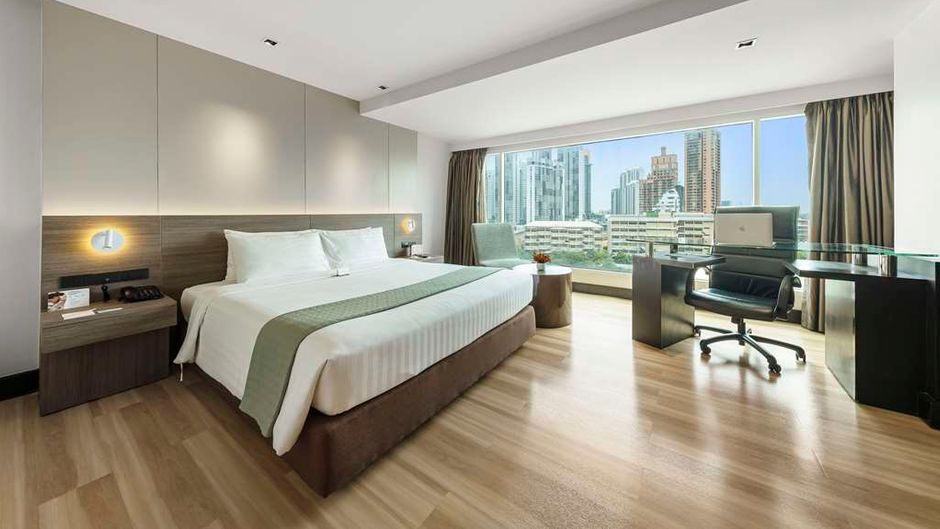 Golden Tulip Mandison Suites Room