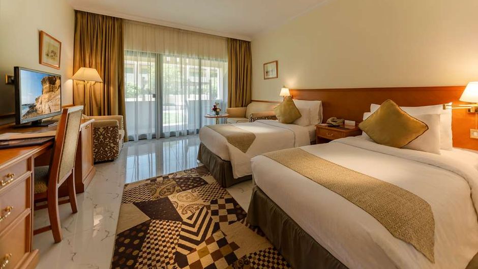 Golden Tulip Nizwa Room