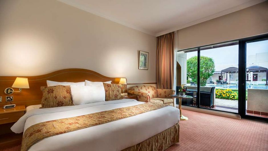 Golden Tulip Nizwa Room