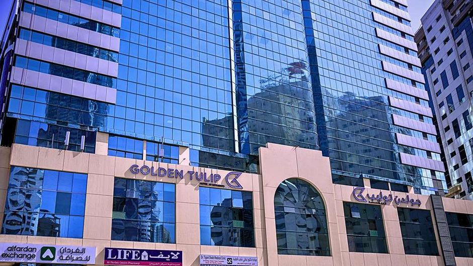 Golden Tulip Sharjah Exterior