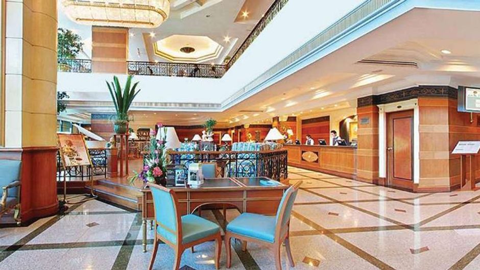 Golden Tulip Sovereign Hotel Bangkok Lobby