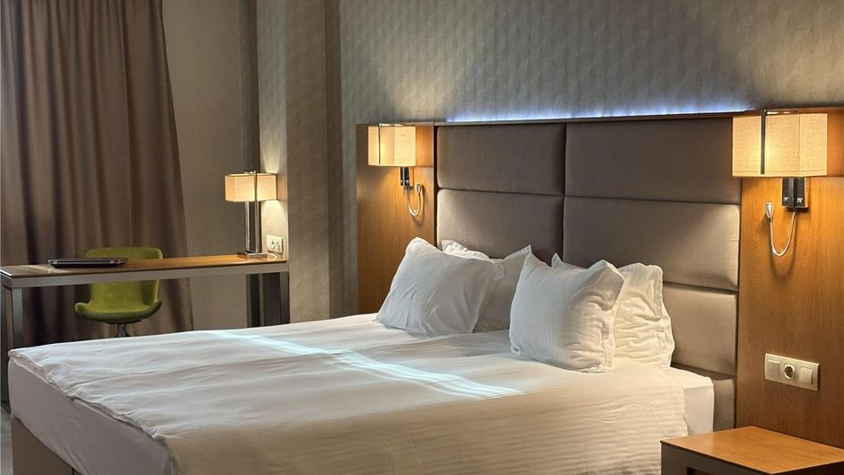 Golden Tulip Varna Room